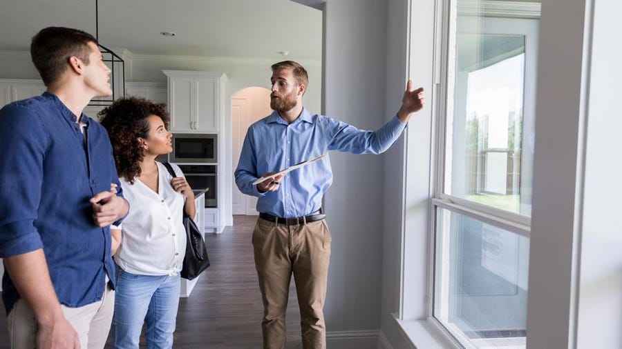 Jak szybko sprzedać dom: Porady dla agentów lub właścicieli domów
